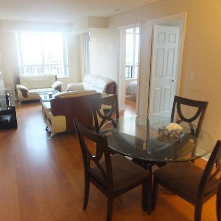 Grand Ovation Furnished Apartment By Mirage Mississauga Chambre photo
